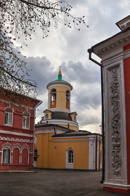 Церковь Феодора Стратилата, Басманный (Центральный административный округ (ЦАО), г. Москва). фасады