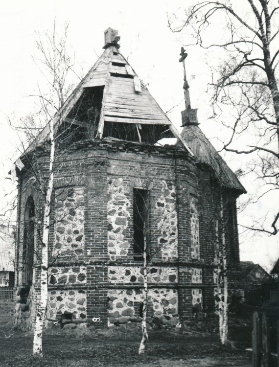 Церковь Казанской иконы Божией Матери, Куровицы (Гатчинский район, Ленинградская область). фасады