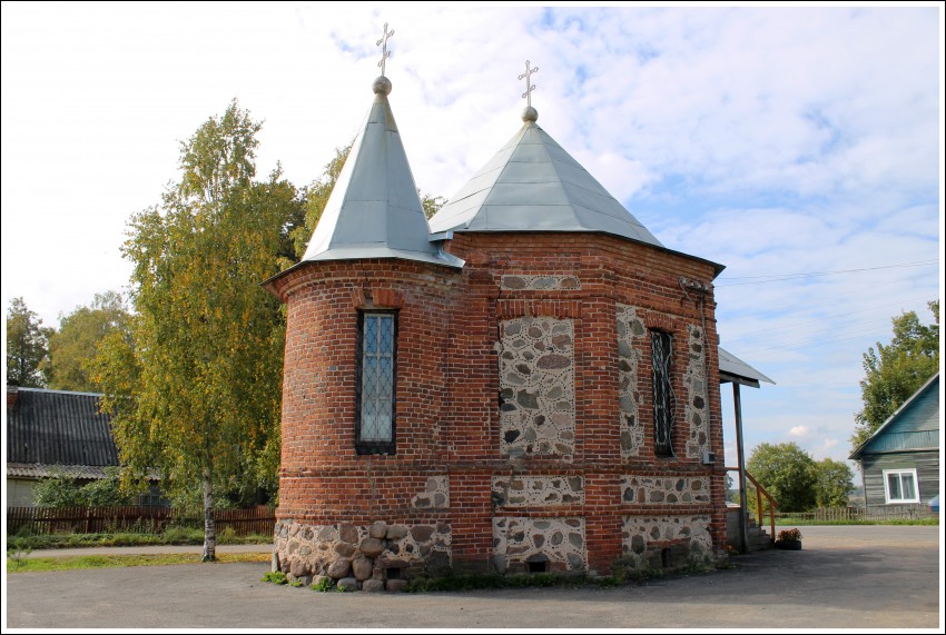 Куровицы. Церковь Казанской иконы Божией Матери. фасады