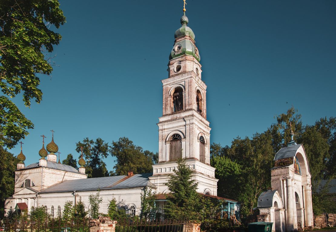 Закобякино. Церковь Успения Пресвятой Богородицы. фасады