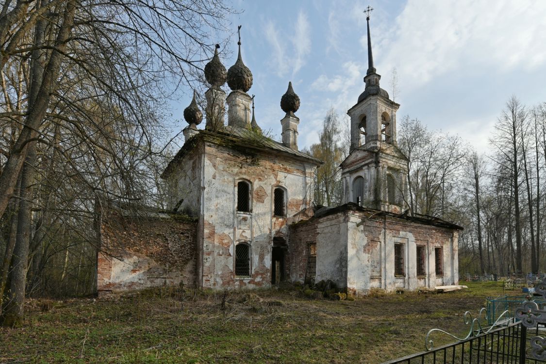 Раслово-Монастырское (погост Воскресенский на Горках). Церковь Воскресения Словущего. фасады, Вид с северо-востока