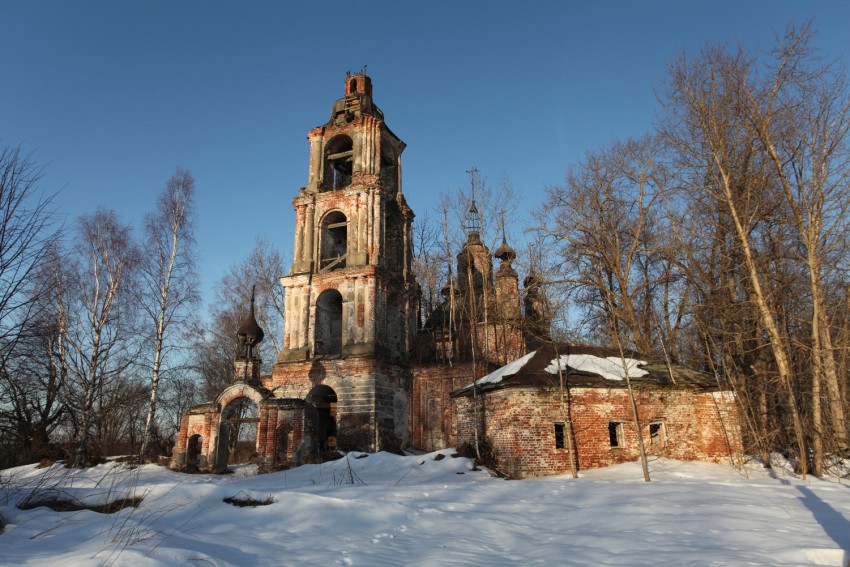 Церковь Рождества Пресвятой Богородицы, Васильевское (Первомайский район, Ярославская область). фасады