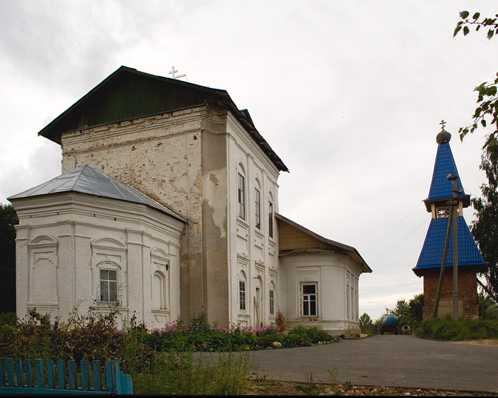 Пречистое. Церковь Успения Пресвятой Богородицы. фасады, Вид с северо-востока