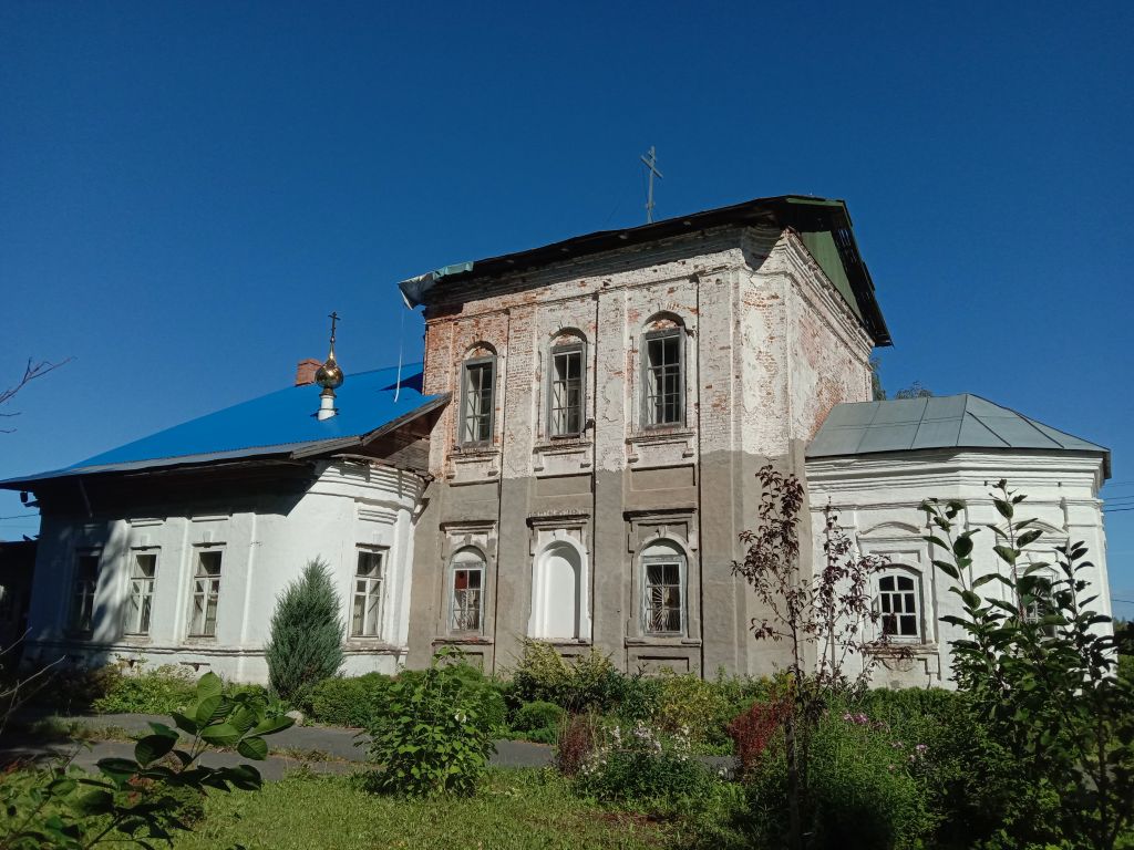 Церковь Успения Пресвятой Богородицы, Пречистое (Первомайский район, Ярославская область). фасады