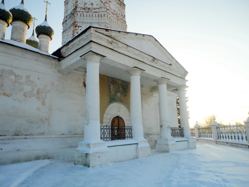 Церковь Богоявления Господня, Нерехта (Нерехтский район, Костромская область). архитектурные детали
