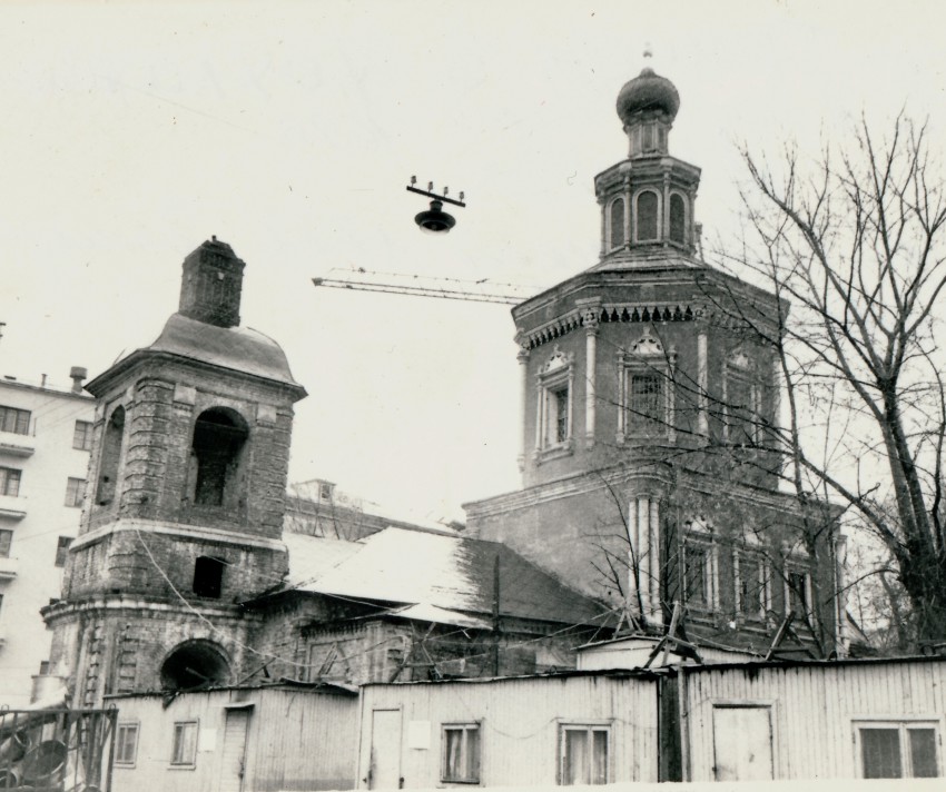 Басманный. Церковь Троицы Живоначальной в Хохлах. архивная фотография