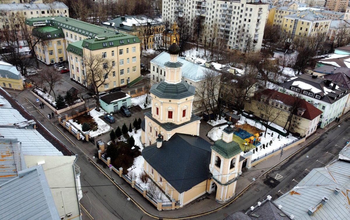 Церковь Троицы Живоначальной в Хохлах, Басманный (Центральный административный округ (ЦАО), г. Москва). дополнительная информация