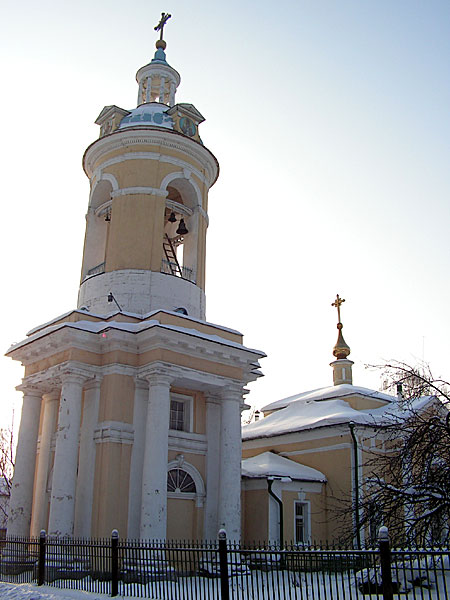 Петровское. Церковь Покрова Пресвятой Богородицы. фасады