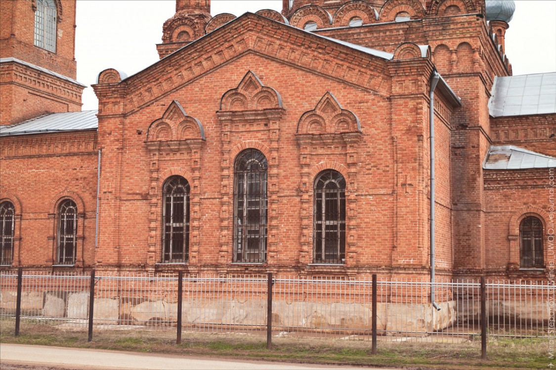 Краснохолм. Церковь Покрова Пресвятой Богородицы. архитектурные детали