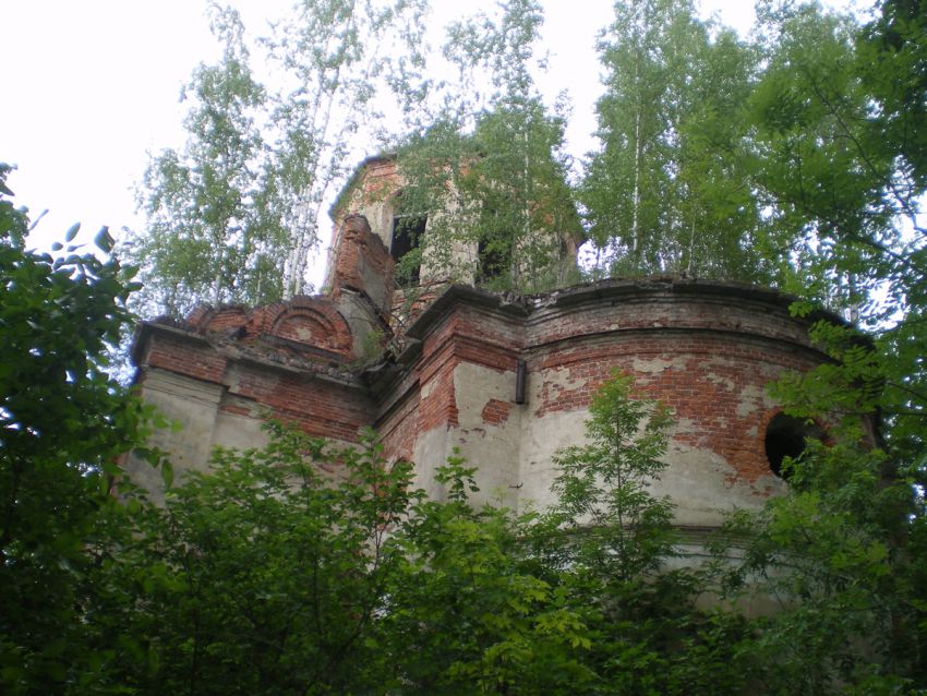 Церковь Покрова Пресвятой Богородицы, Югостицы (Лужский район, Ленинградская область). фасады