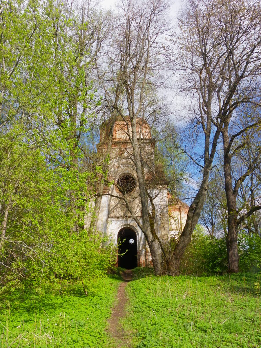 Югостицы. Церковь Покрова Пресвятой Богородицы. фасады