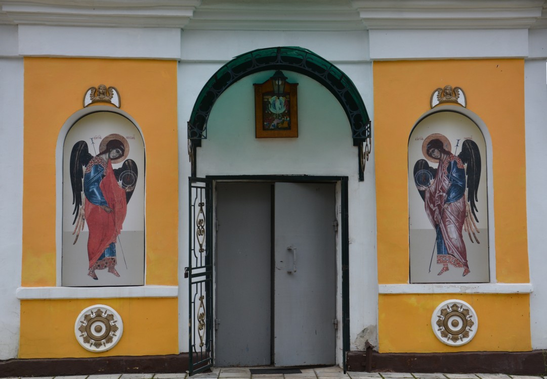 Церковь Спаса Преображения, Славный (Торжокский район и г. Торжок, Тверская область). архитектурные детали