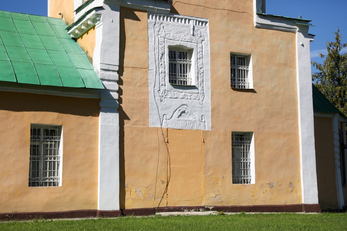 Церковь Спаса Преображения, Славный (Торжокский район и г. Торжок, Тверская область). архитектурные детали