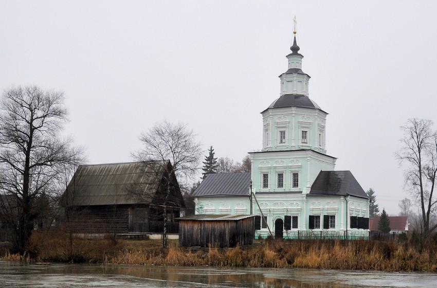 Церковь Сергия Радонежского, Могутово (Наро-Фоминский городской округ, Московская область). общий вид в ландшафте