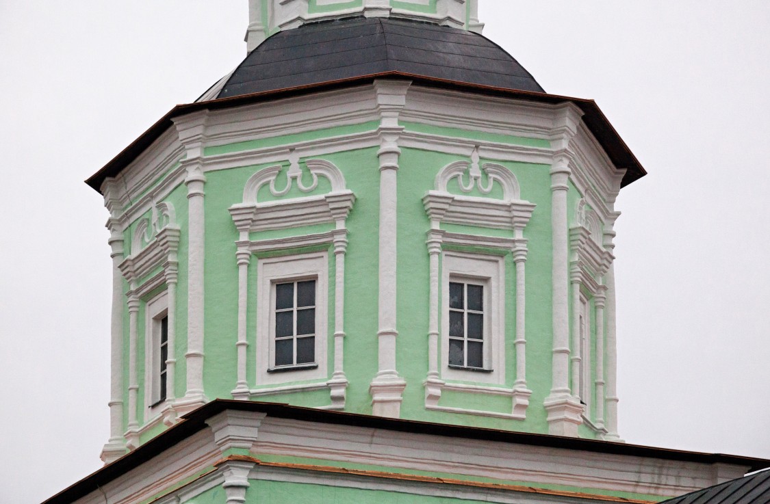 Церковь Сергия Радонежского, Могутово (Наро-Фоминский городской округ, Московская область). архитектурные детали