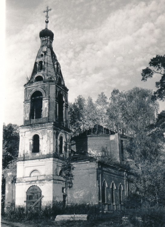 Белоусово. Церковь Михаила Архангела. архивная фотография