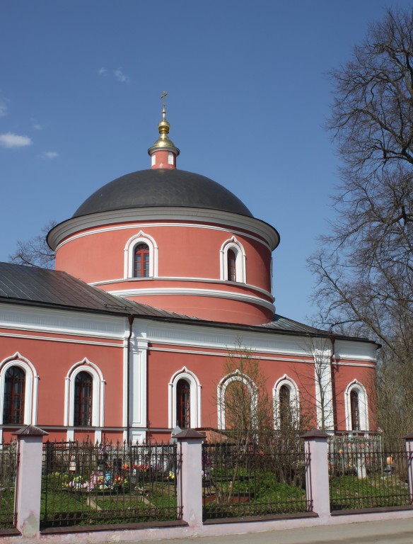 Белоусово. Церковь Михаила Архангела. фасады, Основной объем, вид с юга