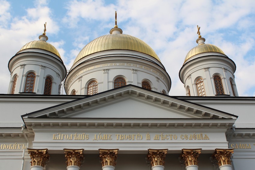 Екатеринбург. Александро-Невский Ново-Тихвинский монастырь. Собор Александра Невского. архитектурные детали