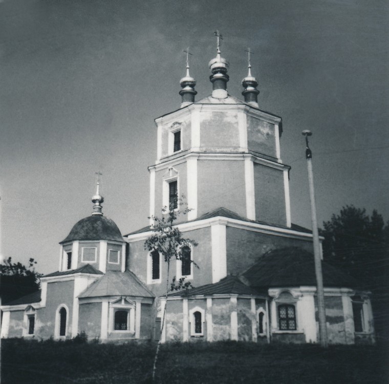 Церковь Казанской иконы Божией Матери, Гагарин (Гагаринский район, Смоленская область). фасады