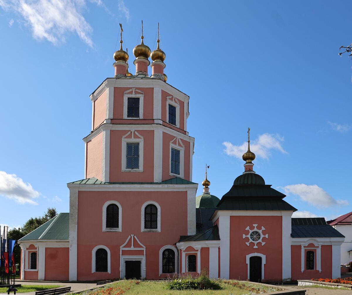 Церковь Казанской иконы Божией Матери, Гагарин (Гагаринский район, Смоленская область). фасады