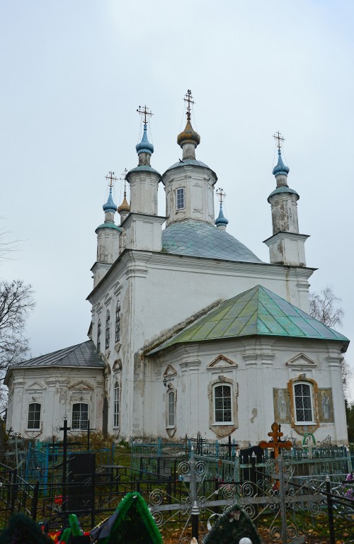 Церковь Преображения Господня, Баскаково (Гагаринский район, Смоленская область). архитектурные детали