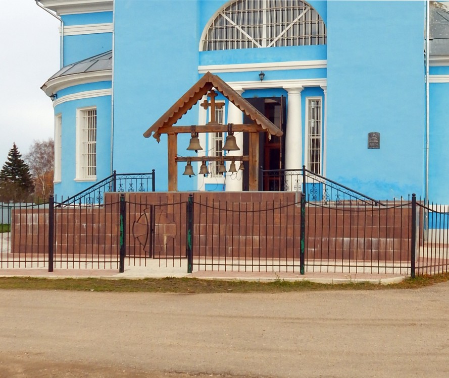 Церковь Успения Пресвятой Богородицы, Пречистое (Гагаринский район, Смоленская область). архитектурные детали