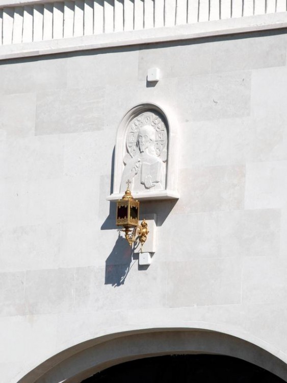 Ковров. Церковь Благовещения Пресвятой Богородицы. архитектурные детали, белокаменная резная икона над южным входом