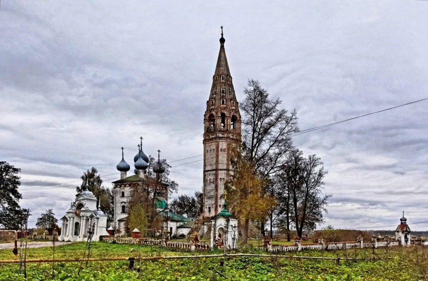 Церковь Успения Пресвятой Богородицы, Большие Всегодичи (Ковровский район и г. Ковров, Владимирская область). общий вид в ландшафте