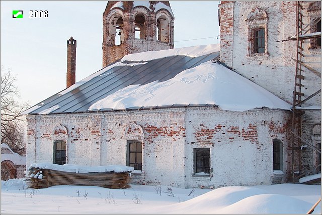 Церковь Казанской иконы Божией Матери, Малышево (Ковровский район и г. Ковров, Владимирская область). архитектурные детали, Южный фасад трапезной