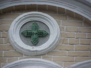 Церковь Михаила Архангела, Мозаичный крест на боковом фасаде колокольни<br>, Юрино, Юринский район, Республика Марий Эл