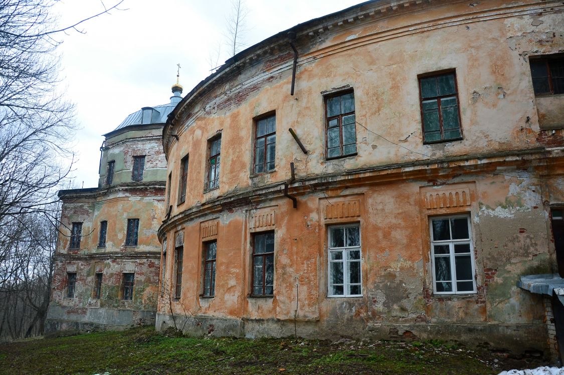 Смоленское. Церковь Успения Пресвятой Богородицы. дополнительная информация