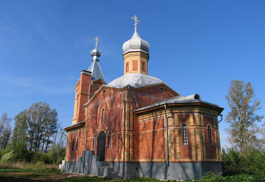 Подберезье. Церковь Георгия Победоносца. фасады