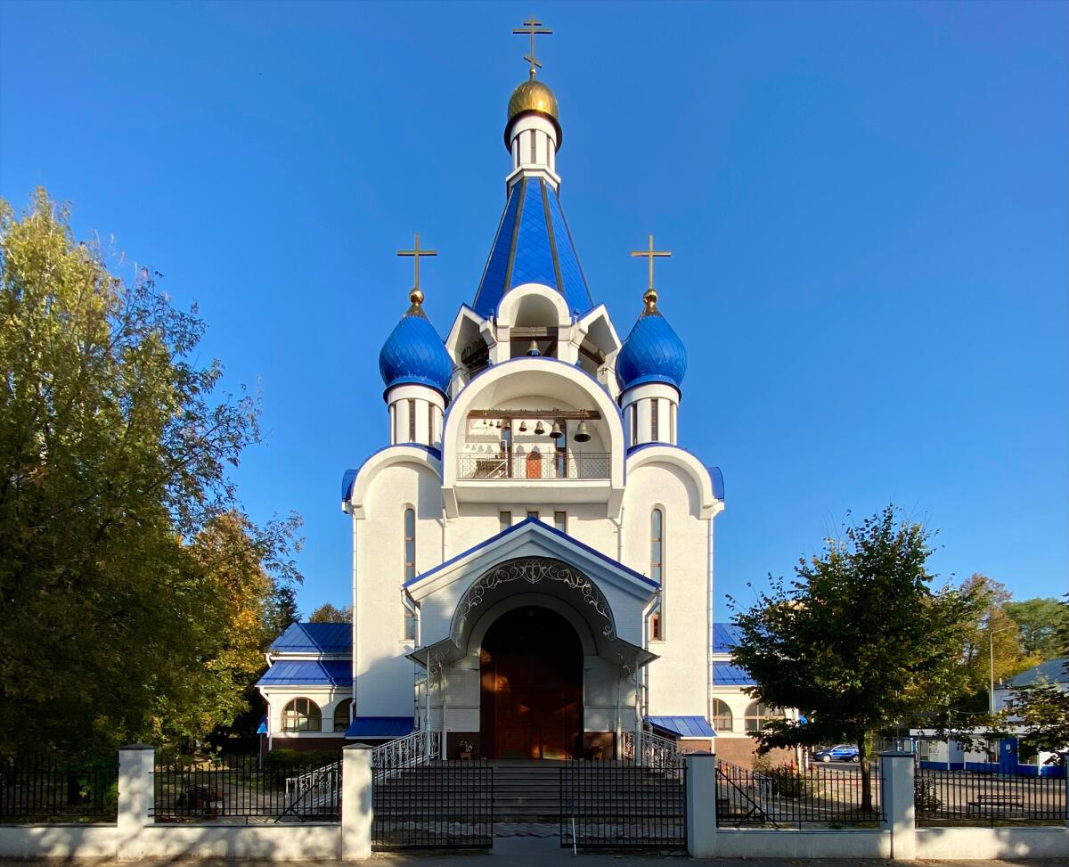 Церковь Рождества Пресвятой Богородицы в Костине (новая), Королёв (Пушкинский район и гг. Ивантеевка, Королёв, Московская область). фасады, Западный фасад