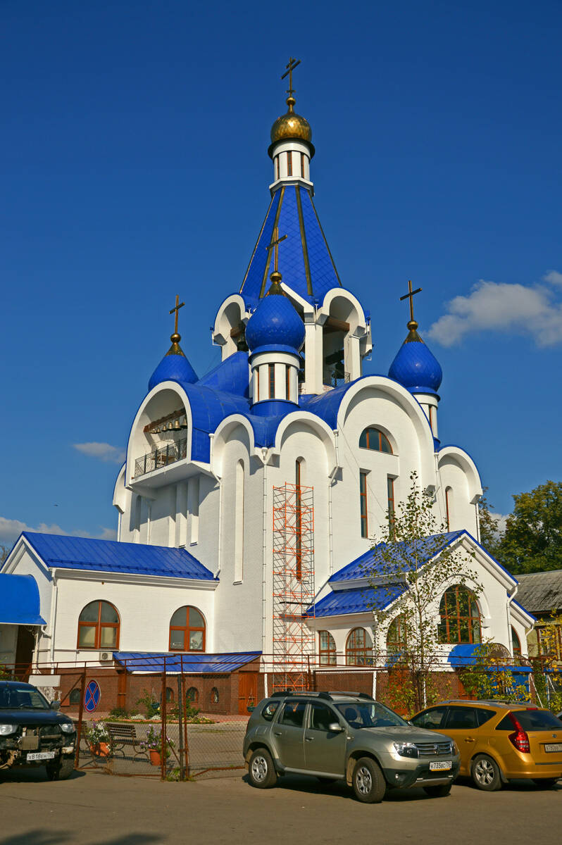 Королёв. Церковь Рождества Пресвятой Богородицы в Костине (новая). фасады