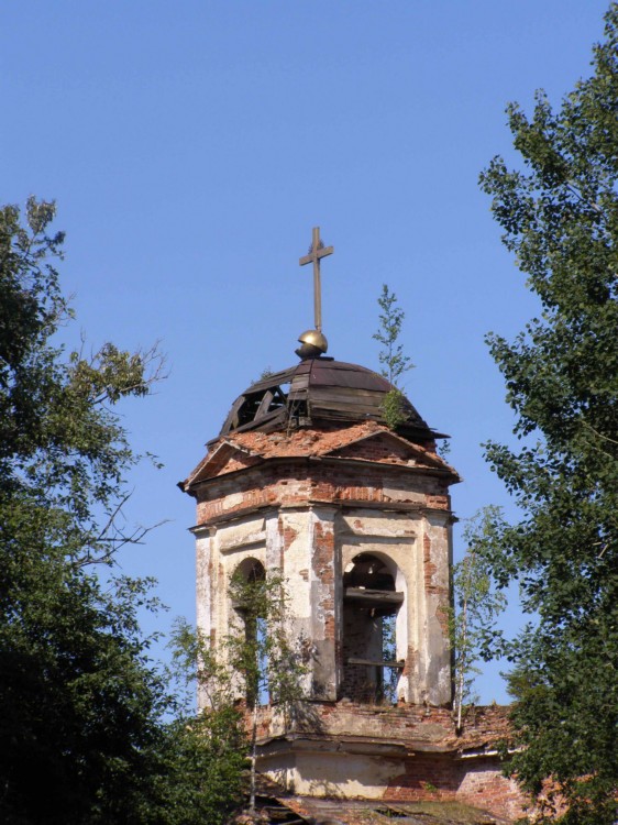 Церковь Николая Чудотворца, Верола (Кировский район, Ленинградская область). архитектурные детали