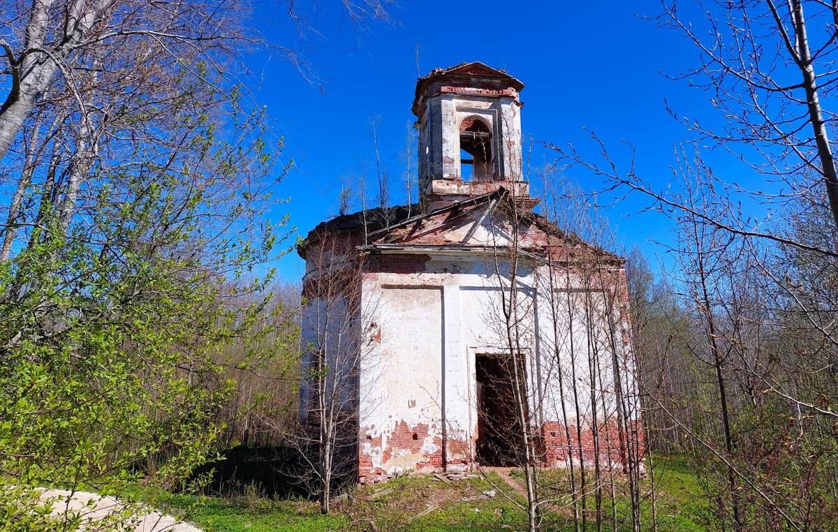 Церковь Николая Чудотворца, Верола (Кировский район, Ленинградская область). фасады