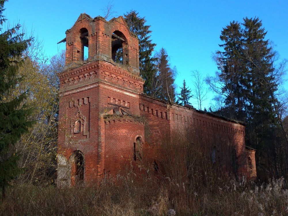 Гавсарь. Церковь Флора и Лавра. фасады