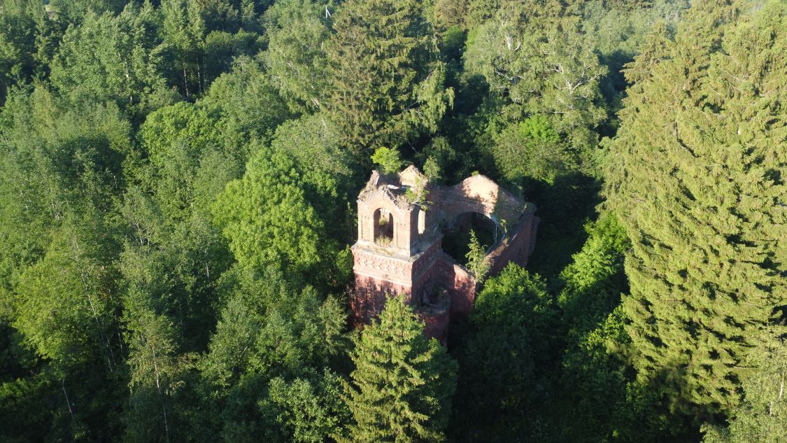 Церковь Флора и Лавра, Гавсарь (Кировский район, Ленинградская область). общий вид в ландшафте