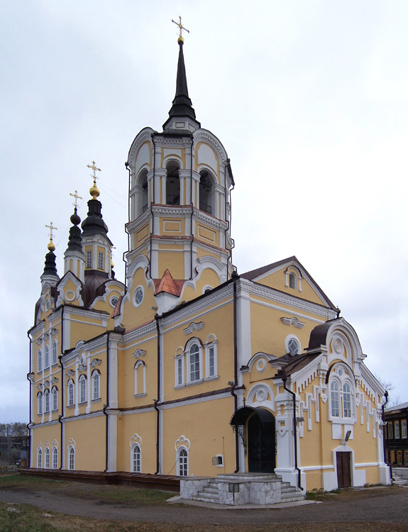 Томск. Церковь Воскресения Христова. фасады