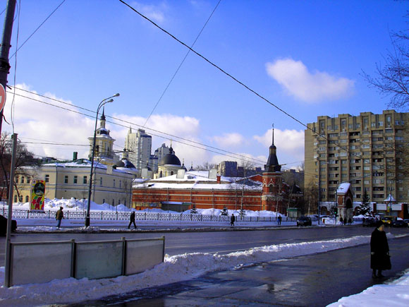 Таганский. Покровский женский монастырь. дополнительная информация, общий вид с площади Абельмановской заставы	      