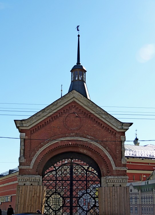 Покровский женский монастырь, Таганский (Центральный административный округ (ЦАО), г. Москва). дополнительная информация, Северо-восточные ворота (XIXв.) Покровского женского монастыря в Москве.