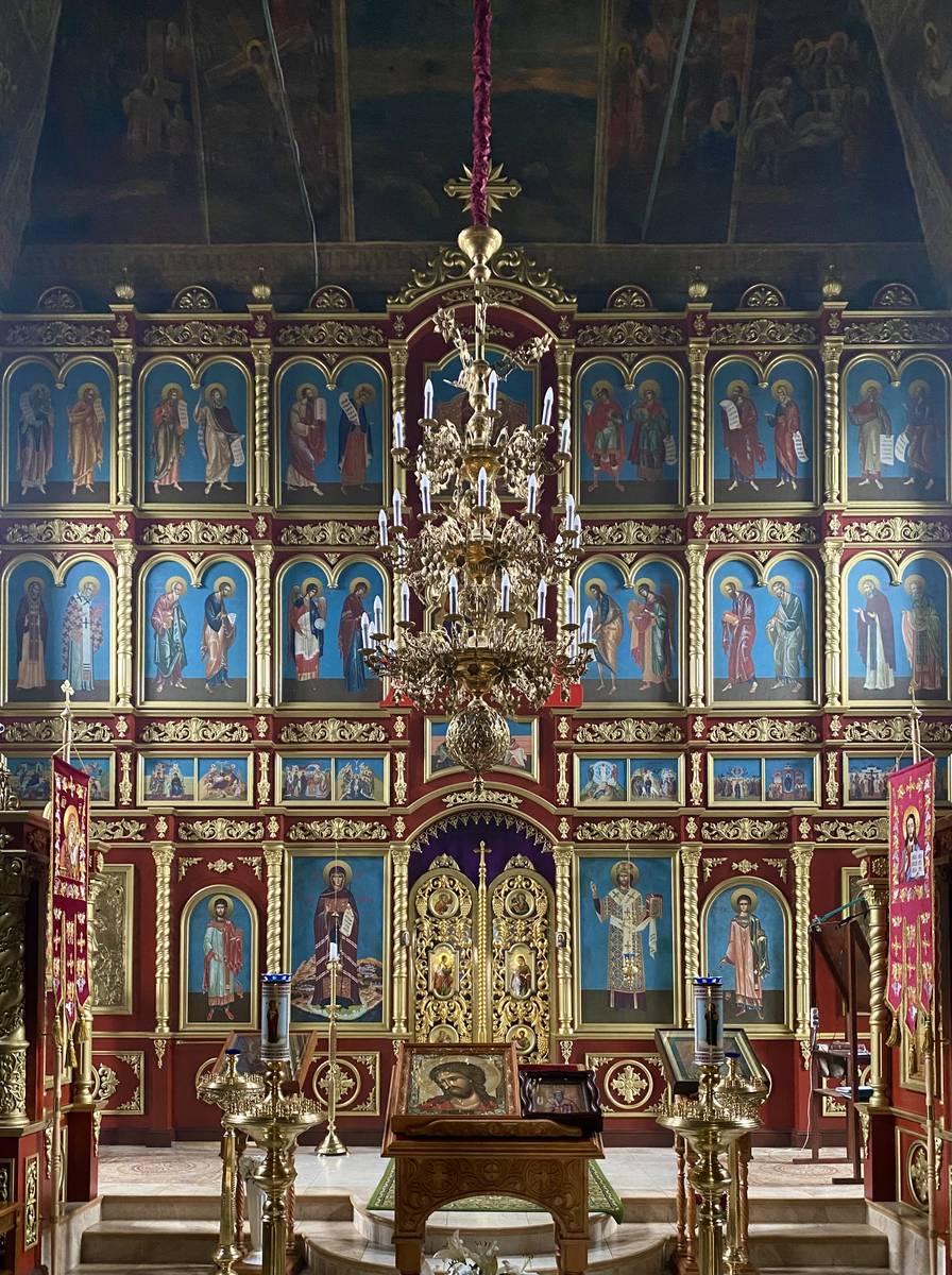 Главный иконостас, интерьер и убранство. Церковь Илии Пророка и Иакова апостола, Яковлевское (Костромской район, Костромская область)