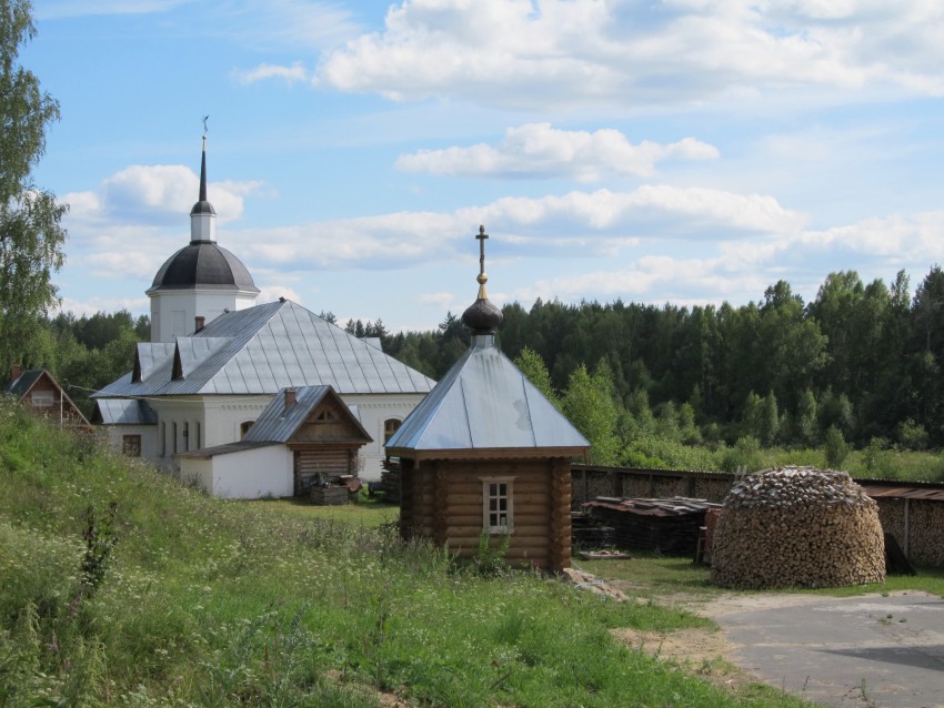 Высоковский Успенский монастырь, Успенский (Ковернинский район, Нижегородская область). фасады