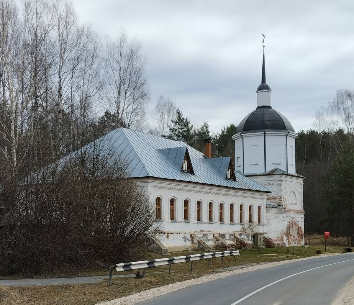 Высоковский Успенский монастырь, Успенский (Ковернинский район, Нижегородская область). фасады, Братский корпус