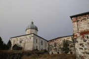 Кий-остров. Кийский Крестный монастырь
