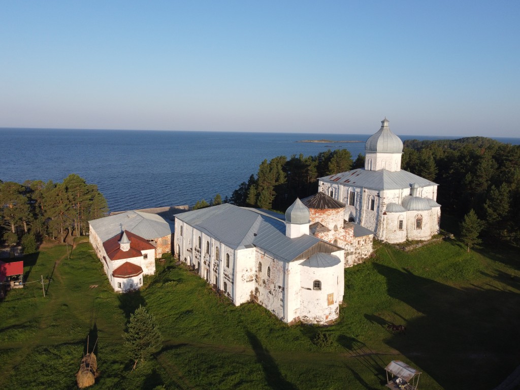 Кийский Крестный монастырь, Кий-остров (Онежский район, Архангельская область). общий вид в ландшафте