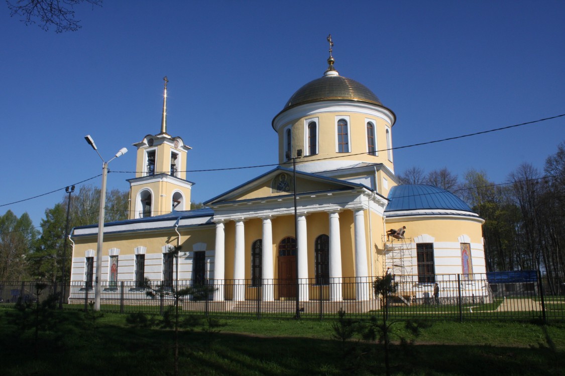 Собор Успения Пресвятой Богородицы, Зубцов (Зубцовский район, Тверская область). фасады