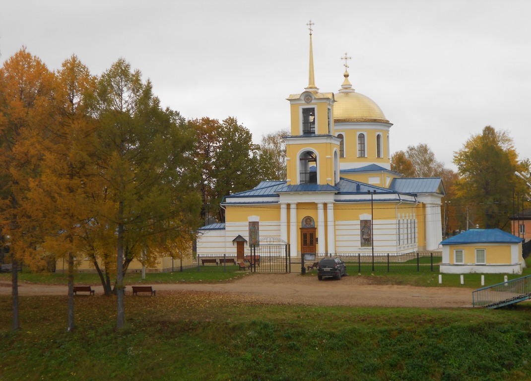 Собор Успения Пресвятой Богородицы, Зубцов (Зубцовский район, Тверская область). фасады