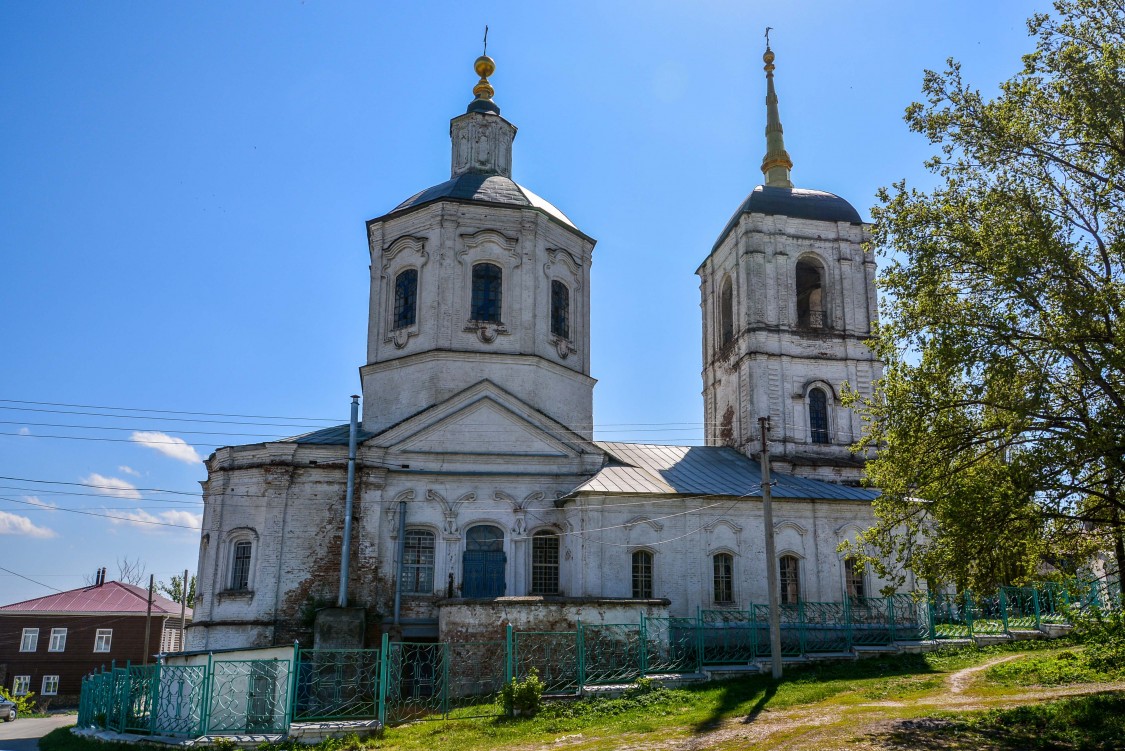 Елец. Церковь Введения во храм Пресвятой Богородицы. фасады