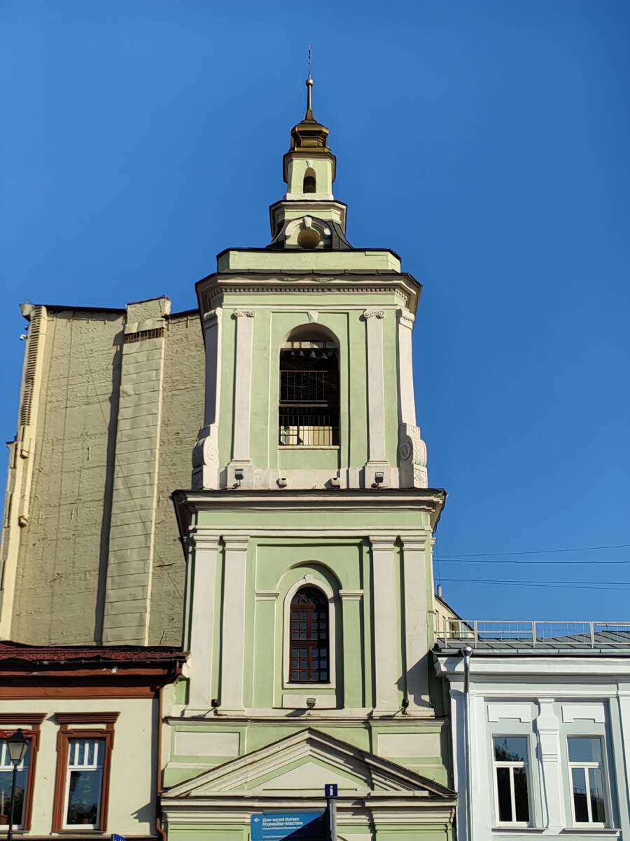 Колокольня церкви Усекновения главы Иоанна Предтечи в Казённой Слободе, Басманный (Центральный административный округ (ЦАО), г. Москва). архитектурные детали